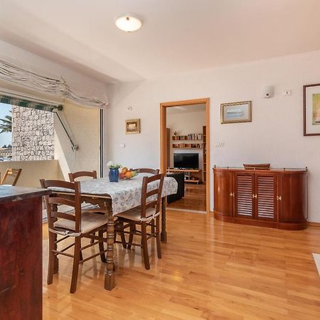 Apartment Bruno Трогир Экстерьер фото